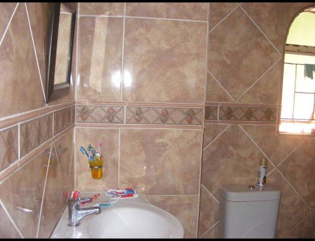 3 BEDROOM HOUSE SOLD IN THE ORCHARDS